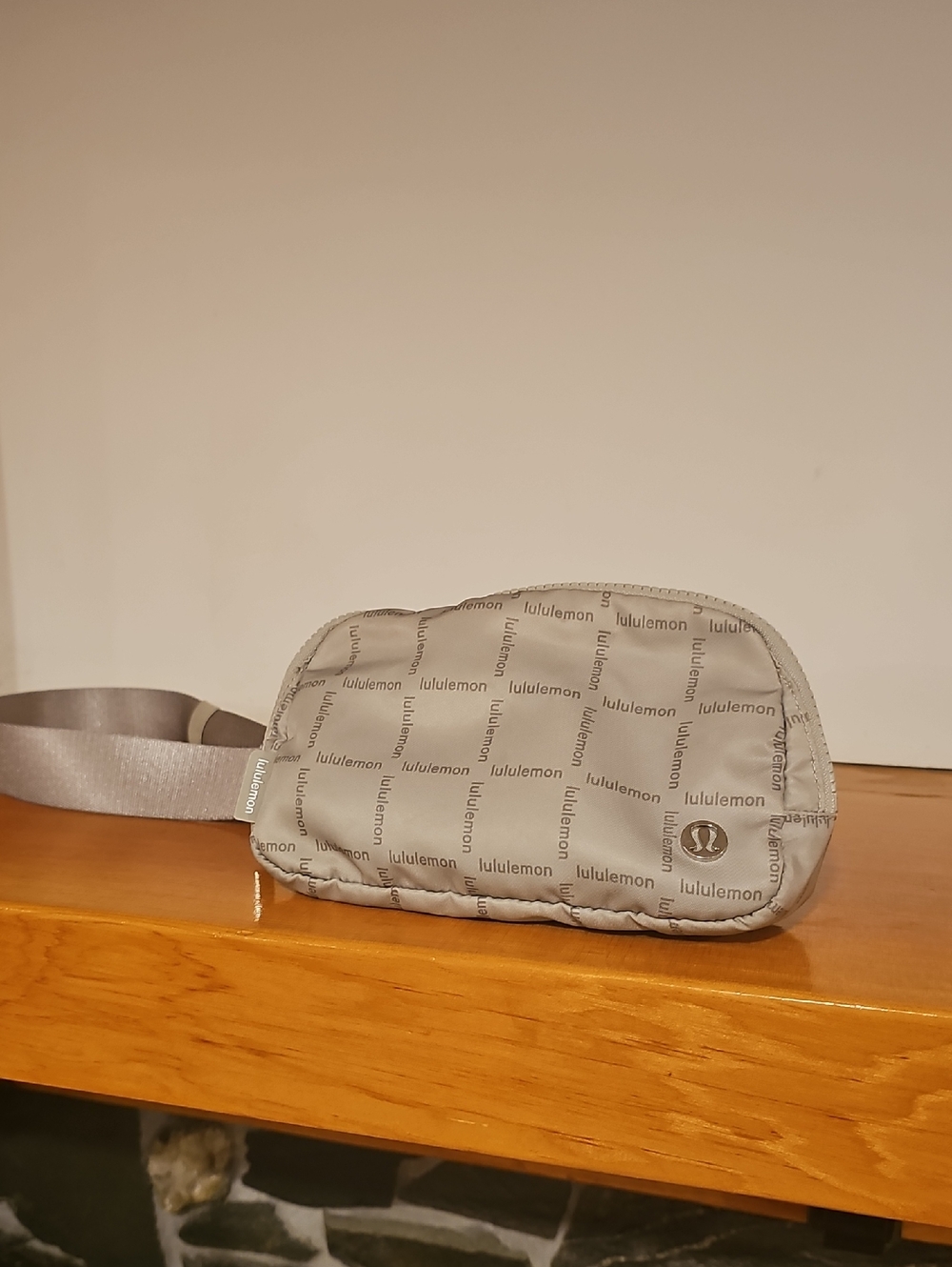 Lululemon Everywhere Waist Bag